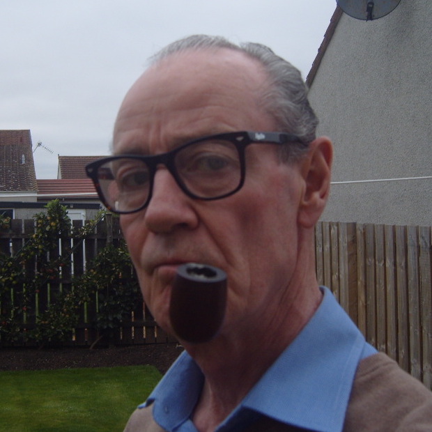 Steven Barringham – UK892A | Pipe Club of London